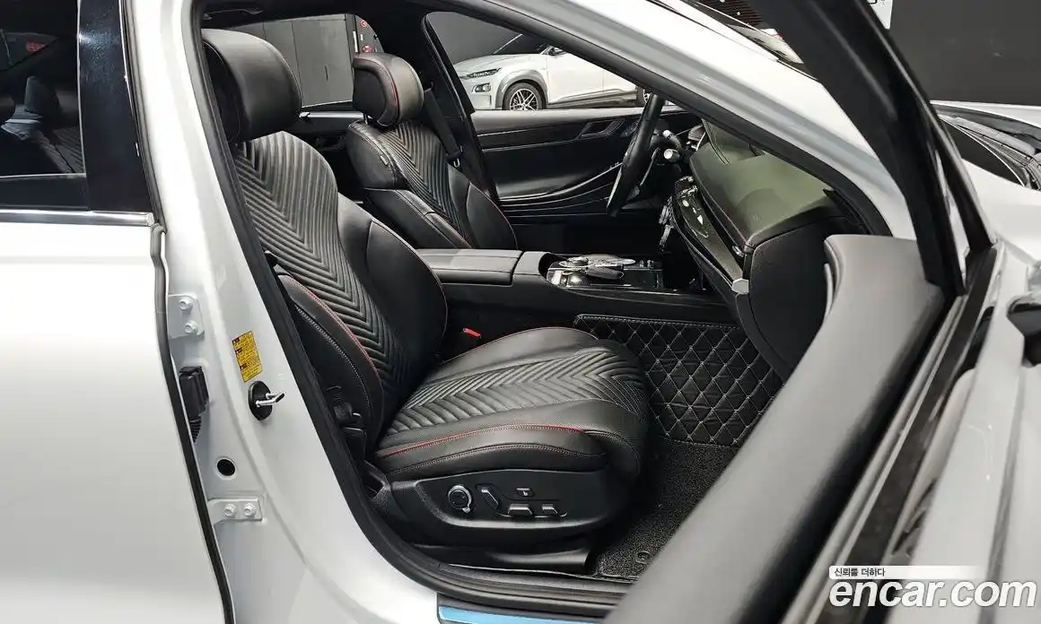 Genesis G80 2022 2.5 Автомат в Москве № 308825, фото 14