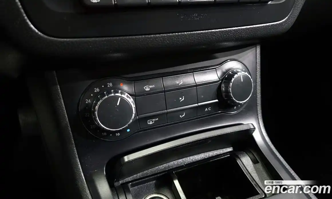 Mercedes-Benz B-Class 2013 1.8 Автомат в Москве № 311518, фото 11