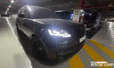 Land Rover Range-Rover 2023 4.4 Автомат в Москве № 316347, миниатюра 8
