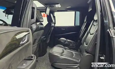 Cadillac Escalade 2018 6.2 Автомат в Москве № 320940, миниатюра 2