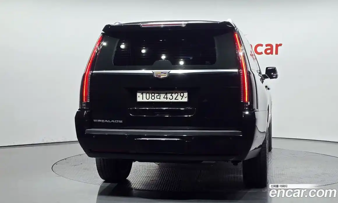 Cadillac Escalade 2018 6.2 Автомат в Москве № 320940, фото 5
