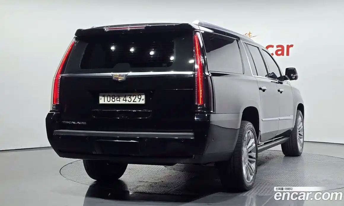 Cadillac Escalade 2018 6.2 Автомат в Москве № 320940, фото 6