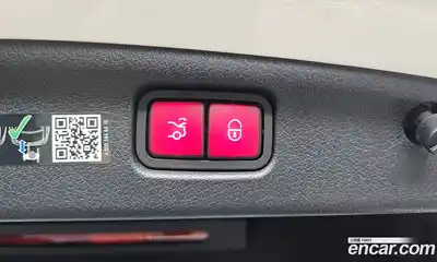 Mercedes-Benz C-Class, 2024