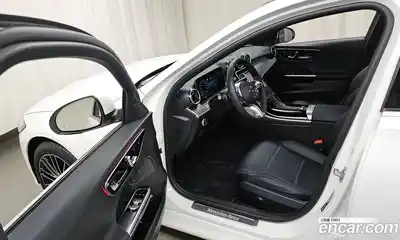 Mercedes-Benz C-Class 2024 2.0 Автомат в Москве № 321413, миниатюра 9