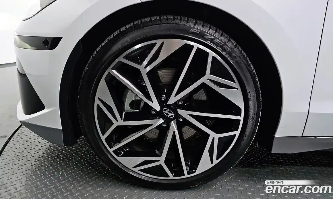 Hyundai Ioniq 6 2023 0.1 Автомат в Москве № 3260, фото 5