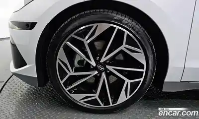 Hyundai Ioniq 6 2023 0.1 Автомат в Москве № 3260, миниатюра 5