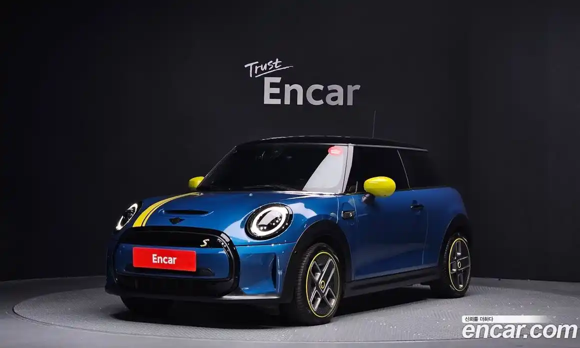 Mini Cooper 2024 Автомат в Москве № 329004, фото 15