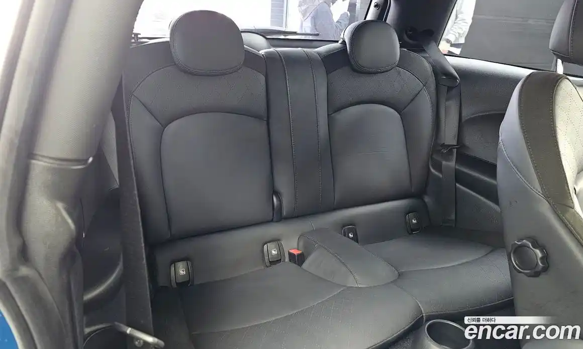 Mini Cooper 2024 Автомат в Москве № 329004, фото 19