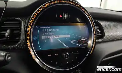 Mini Cooper 2024 Автомат в Москве № 329004, миниатюра 10