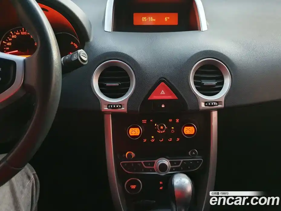 Renault QM5 2011 2.0 Автомат в Москве № 334568, фото 12