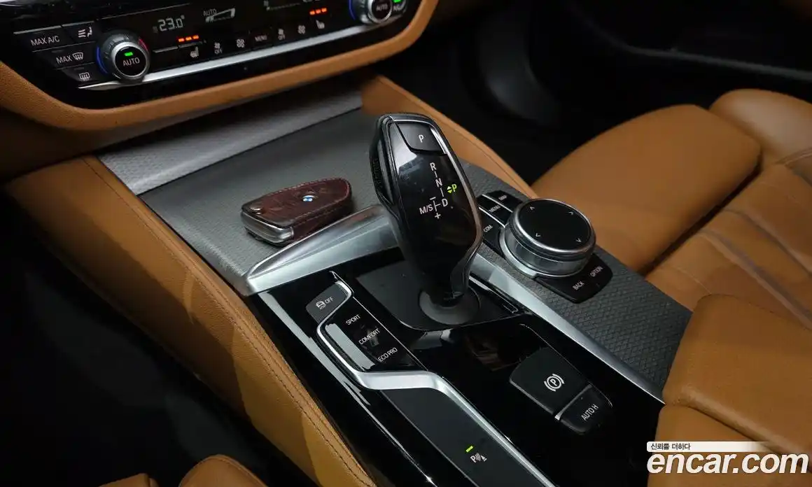 BMW 5-Series 2017 2.0 Автомат в Москве № 337178, фото 16