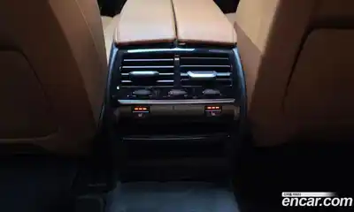 BMW 5-Series 2017 2.0 Автомат в Москве № 337178, миниатюра 9