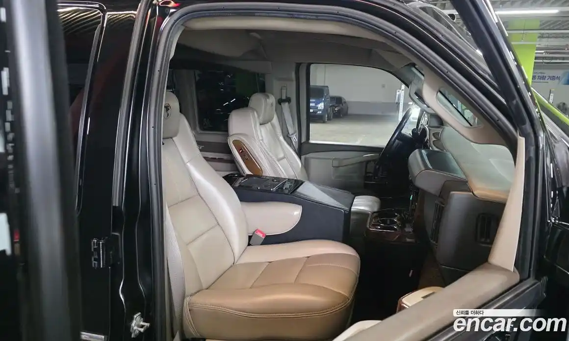 Chevrolet Express Van 2019 6.0 Автомат в Москве № 346609, фото 12