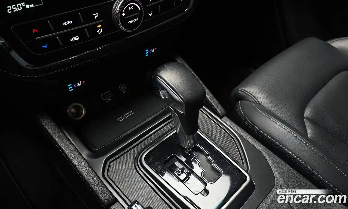 SsangYong Rexton 2021 2.2 Автомат в Москве № 34924, фото 12