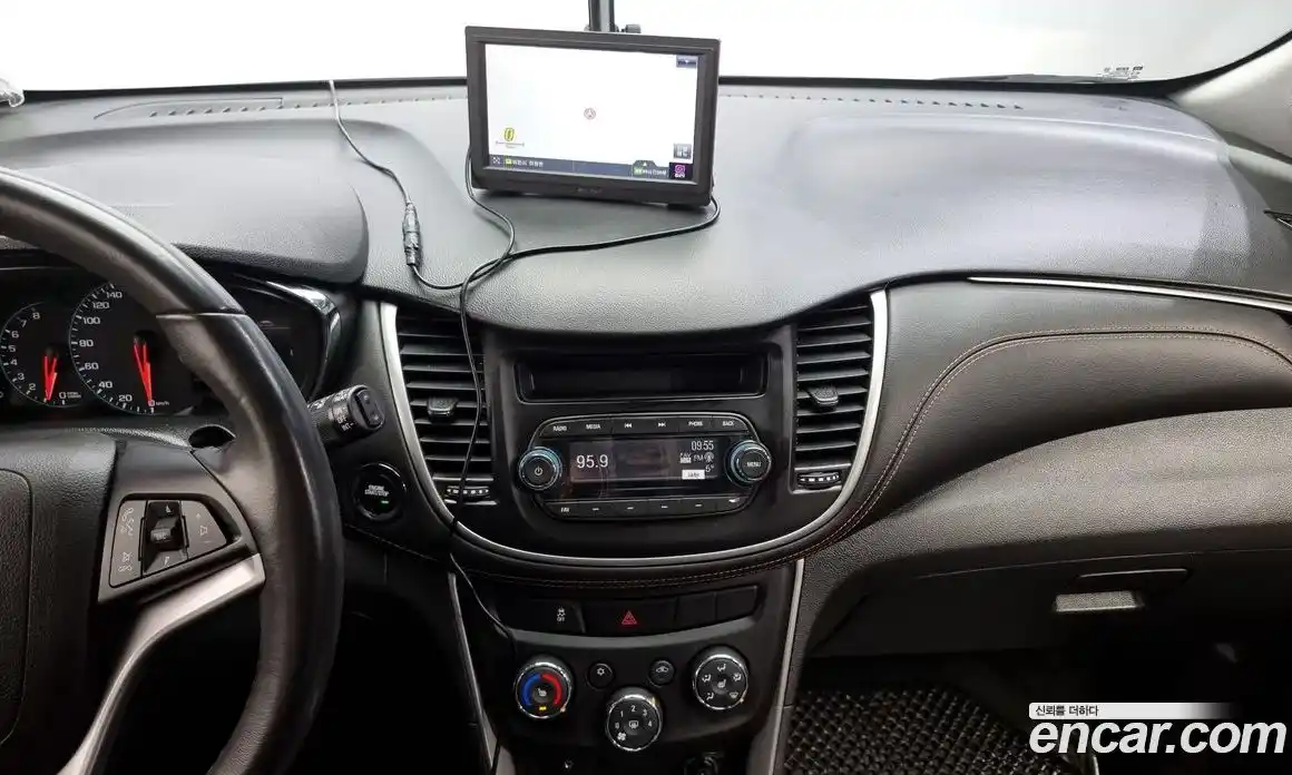 Chevrolet Trax 2019 1.4 Автомат в Москве № 37259, фото 19