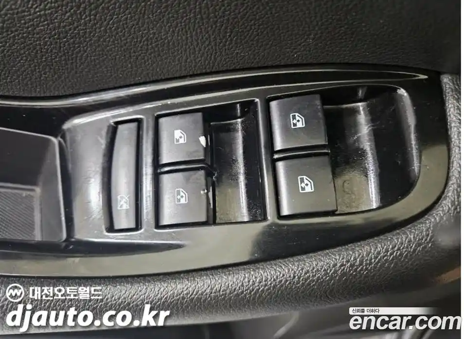 Chevrolet Orlando 2014 2.0 Автомат в Москве № 37907, фото 11