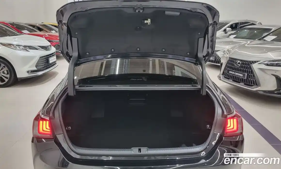 Lexus ES 2021 2.5 Вариатор в Москве № 382362, фото 17