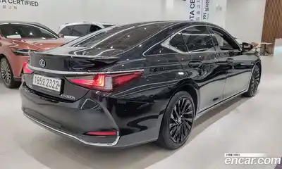 Lexus ES 2021 2.5 Вариатор в Москве № 382362, миниатюра 2