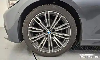 BMW 3-Series 2021 2.0 Автомат в Москве № 388173, миниатюра 5