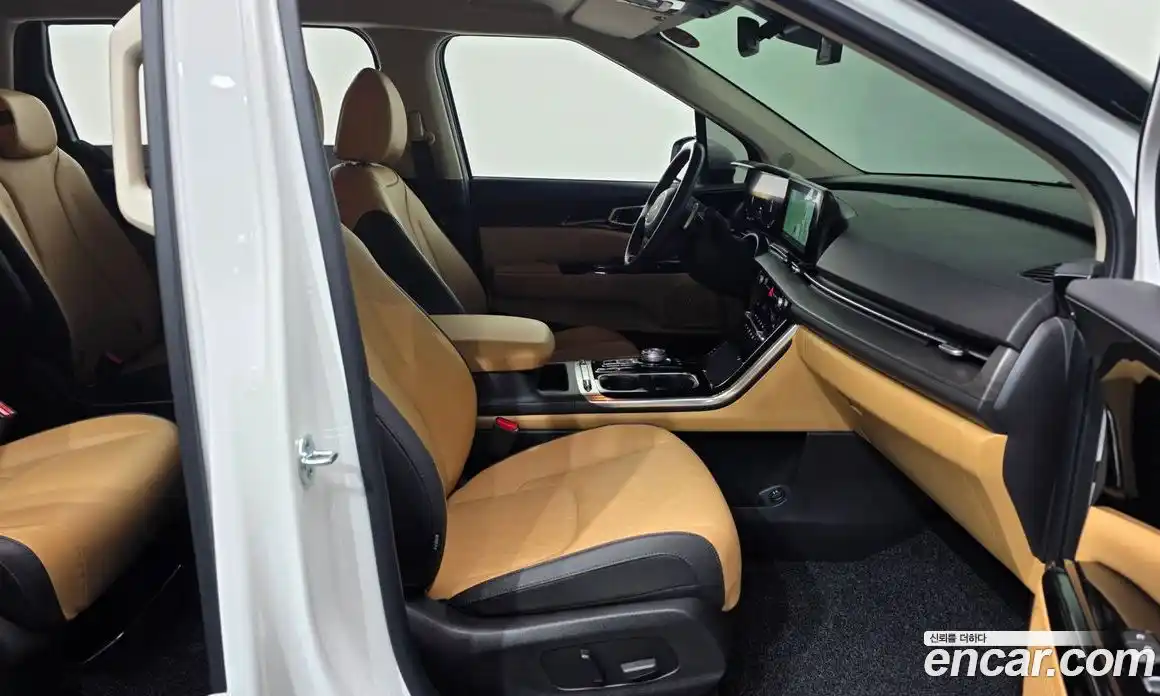 Kia Canival 2023 2.2 Автомат в Москве № 403271, фото 11