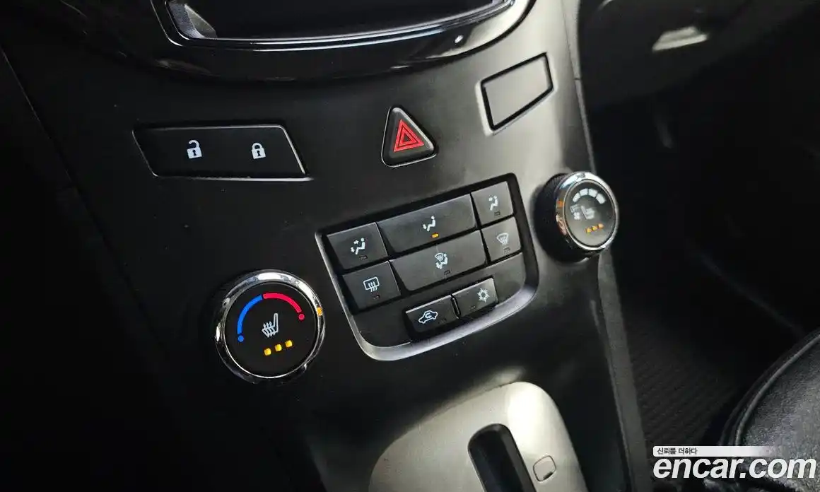 Chevrolet Orlando 2012 2.0 Автомат в Москве № 40435, фото 11