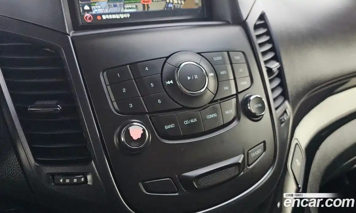 Chevrolet Orlando 2012 2.0 Автомат в Москве № 40435, фото 17