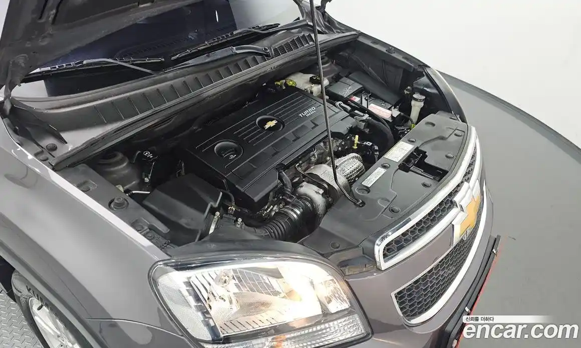 Chevrolet Orlando 2012 2.0 Автомат в Москве № 40435, фото 10