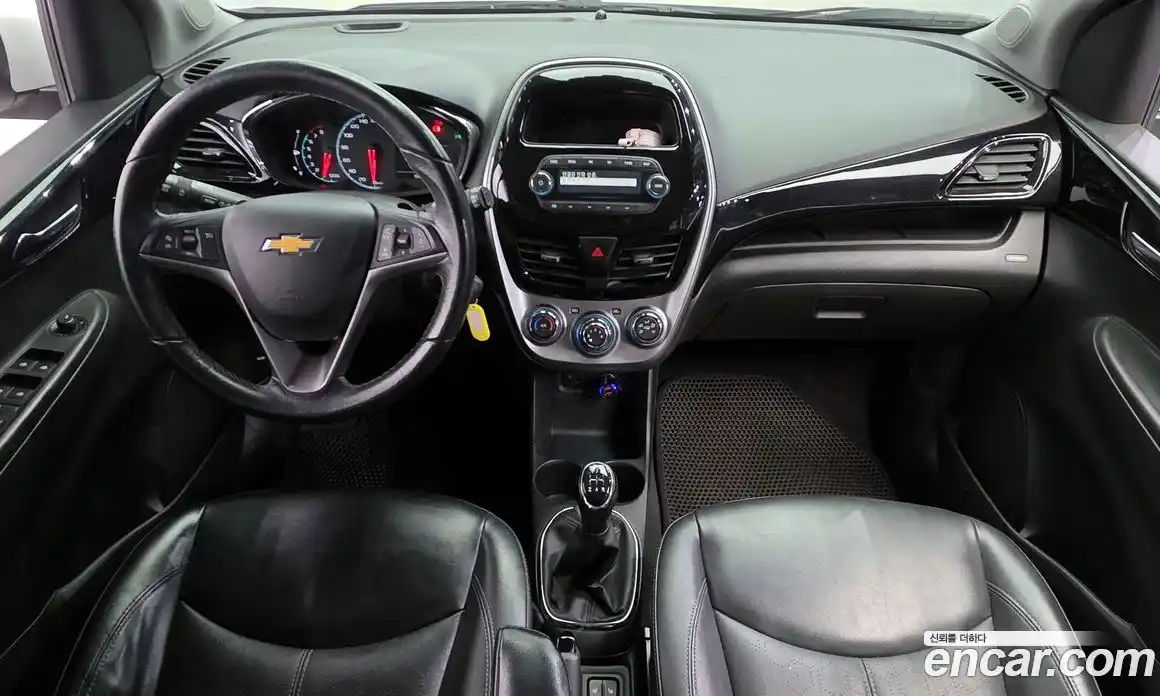 Chevrolet Spark 2017 1.0 Механическая в Москве № 40535, фото 10