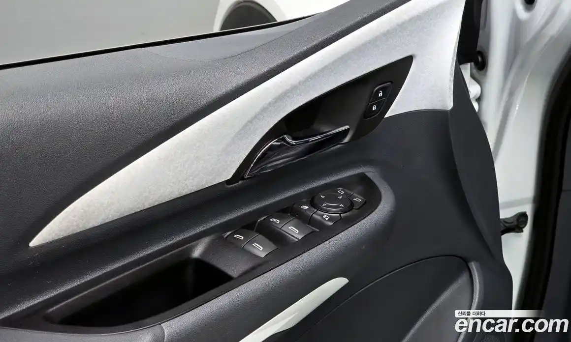 Chevrolet Bolt EV 2018 0.2 Автомат в Москве № 40969, фото 11