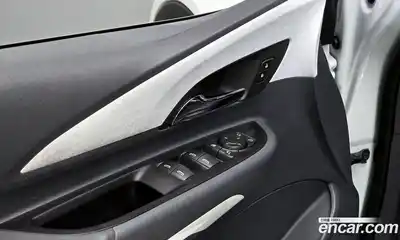 Chevrolet Bolt EV 2018 0.2 Автомат в Москве № 40969, миниатюра 11