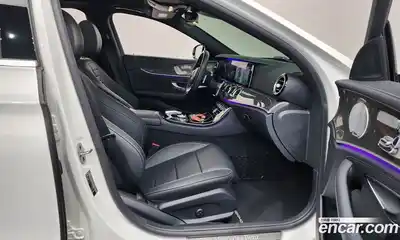 Mercedes-Benz E-Class 2019 2.0 Автомат в Москве № 410216, миниатюра 11