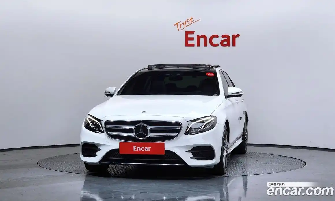 Mercedes-Benz E-Class 2019 2.0 Автомат в Москве № 410216, фото 3