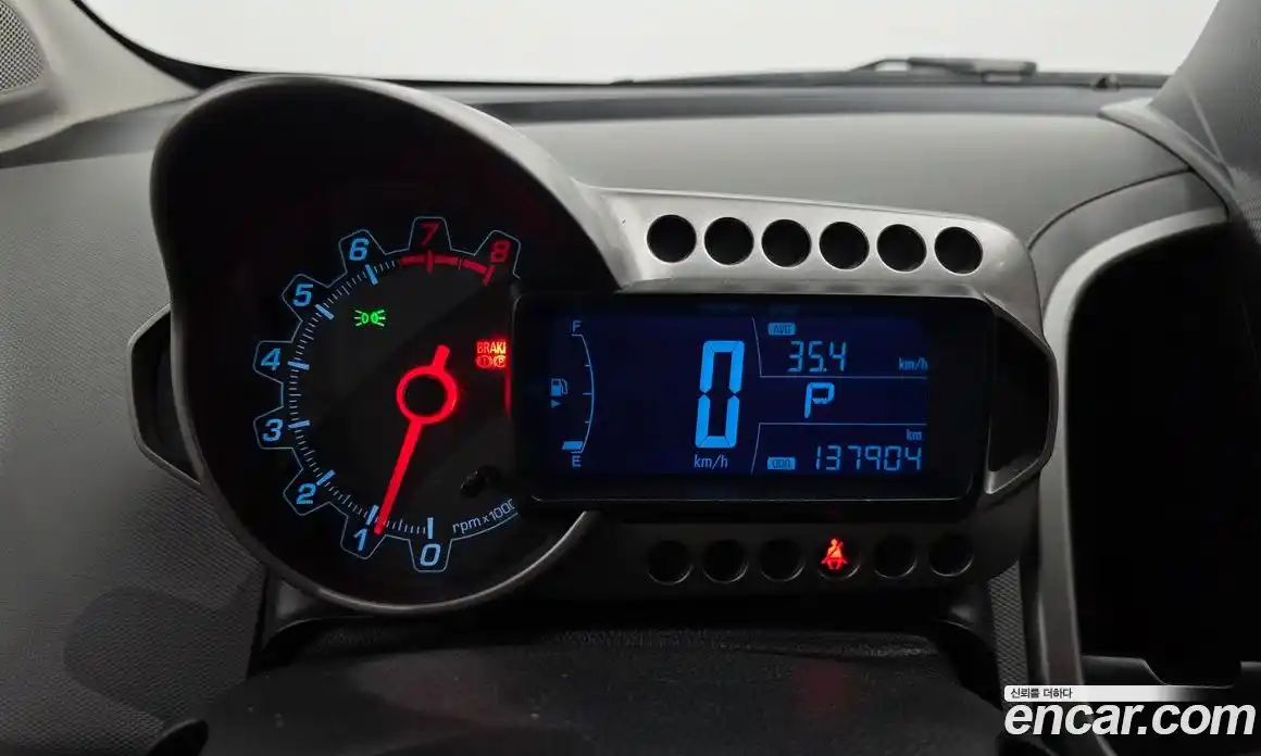 Chevrolet Aveo 2014 1.6 Автомат в Москве № 41876, фото 15