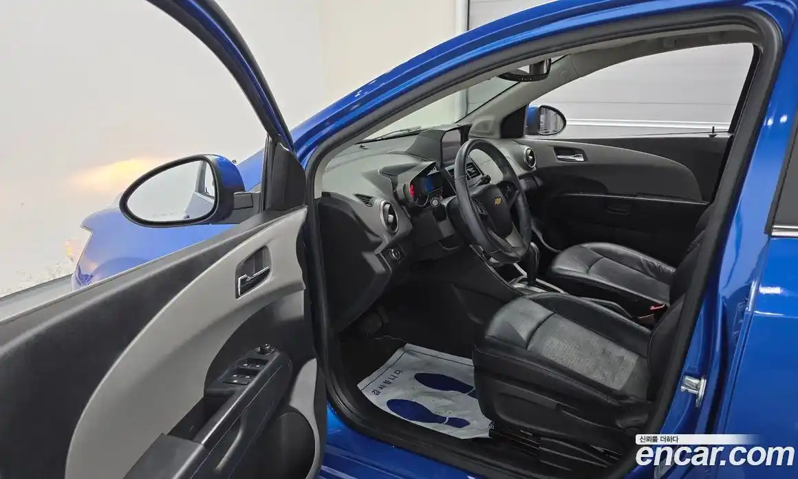 Chevrolet Aveo 2014 1.6 Автомат в Москве № 41876, фото 4