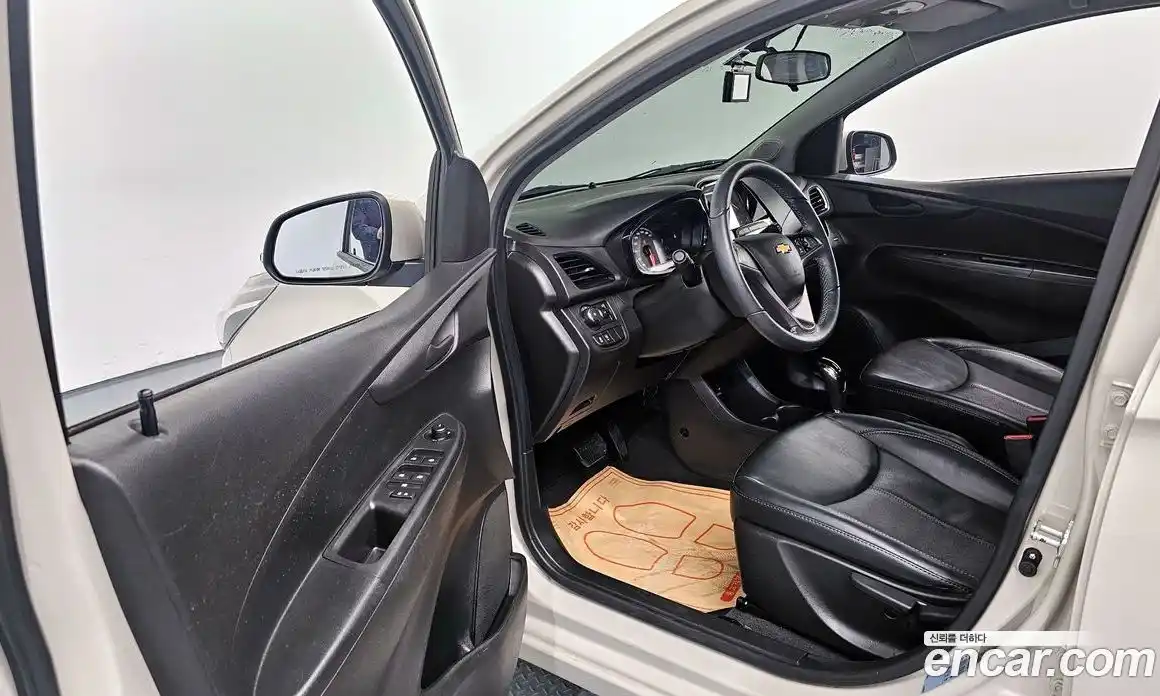 Chevrolet Spark 2017 1.0 Автомат в Москве № 42251, фото 16