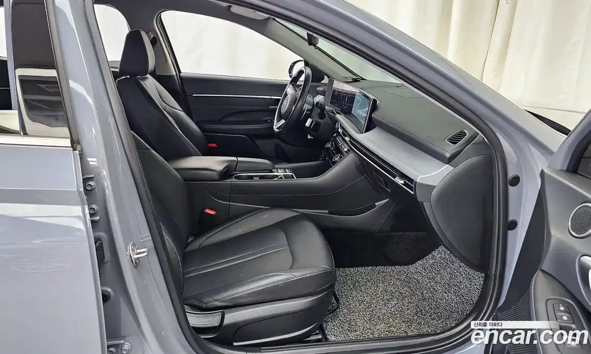 Hyundai Sonata 2024 1.6 Автомат в Москве № 44533, фото 11