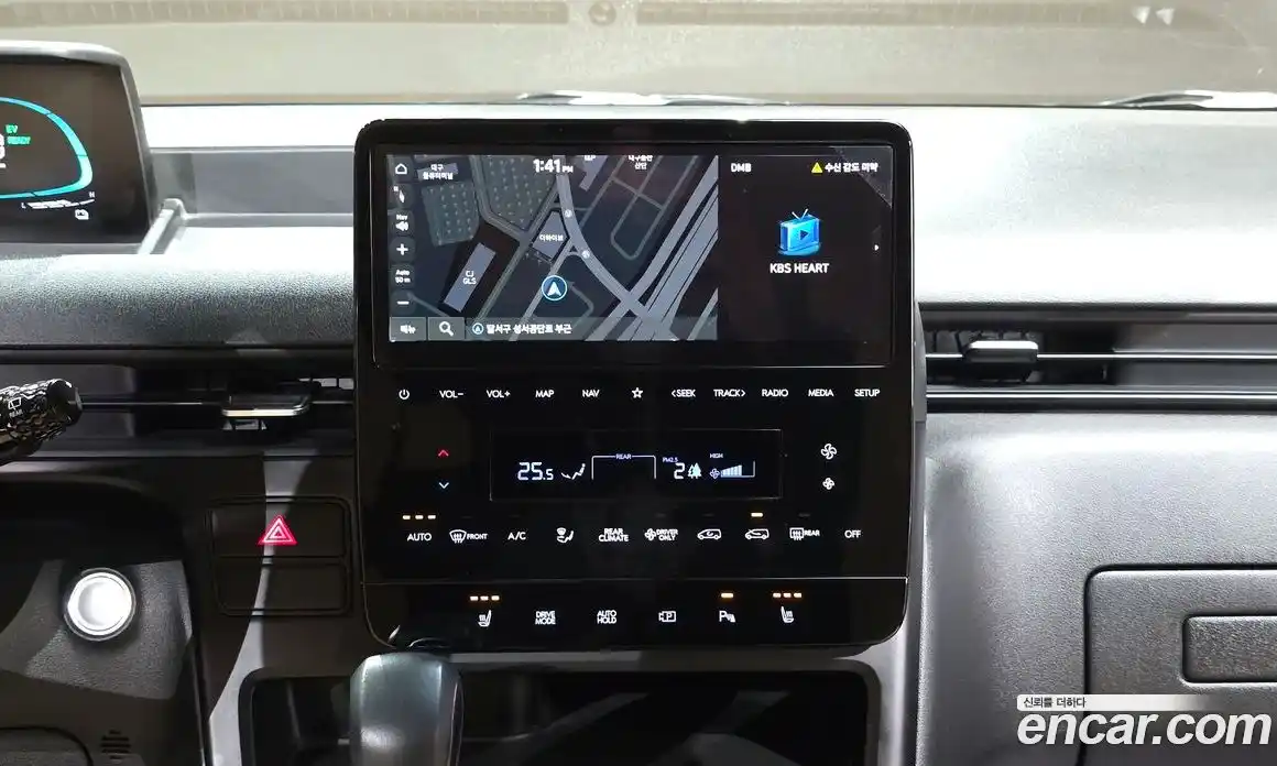 Hyundai Staria 2025 1.6 Автомат в Москве № 45842, фото 16