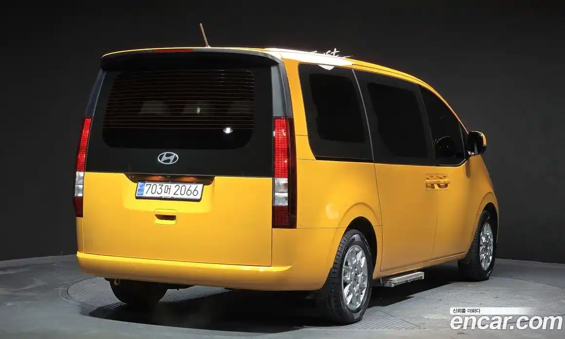 Hyundai Staria 2025 1.6 Автомат в Москве № 45842, фото 10