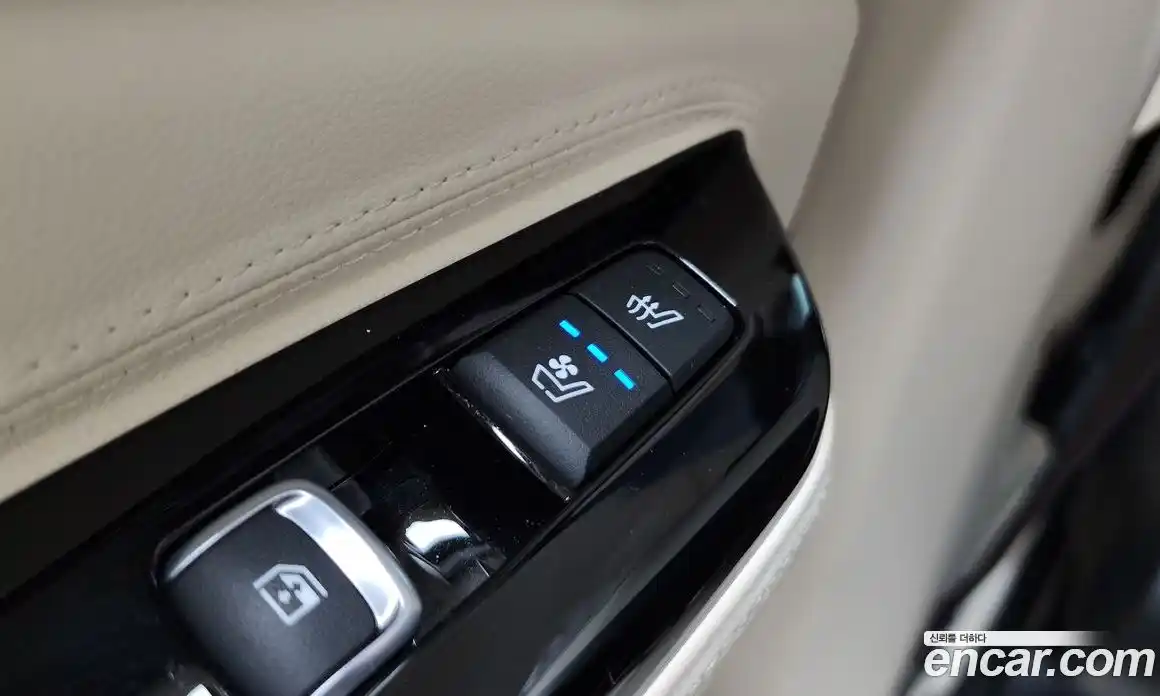 Kia Canival 2022 2.2 Автомат в Москве № 51406, фото 13