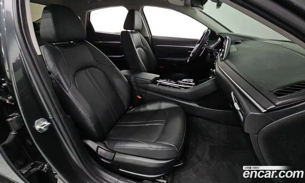 Hyundai Sonata 2022 2.0 Автомат в Москве № 5309, фото 5