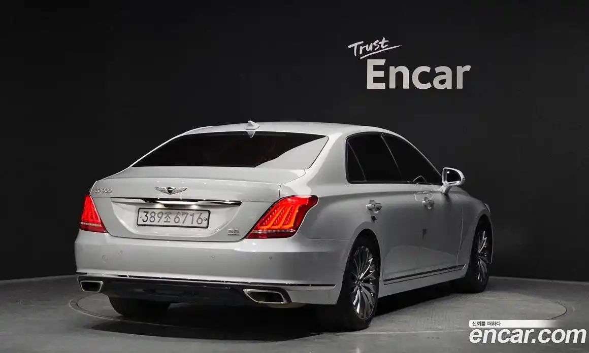 Genesis EQ900 2018 3.8 Автомат в Москве № 56912, фото 9