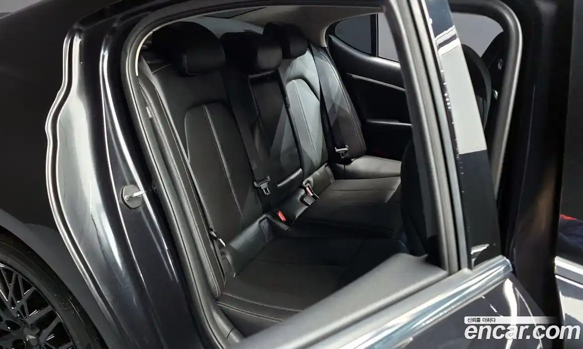 Genesis G70 2022 2.0 Автомат в Москве № 58344, фото 4