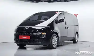 Hyundai Staria, 2022