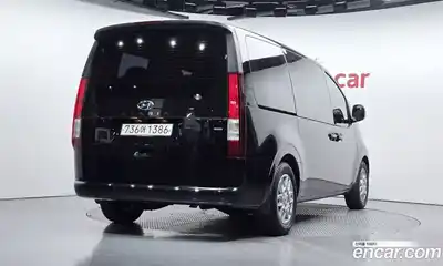 Hyundai Staria 2022 2.2 Автомат в Москве № 8233, миниатюра 2