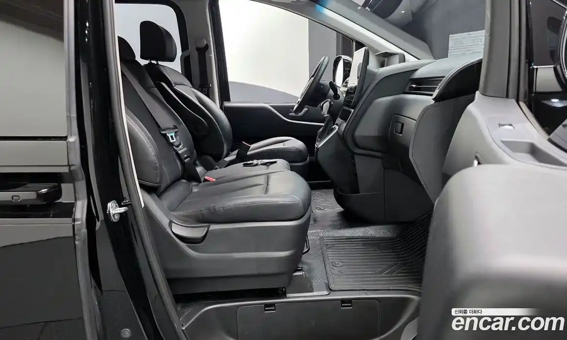 Hyundai Staria 2022 2.2 Автомат в Москве № 8233, фото 10