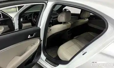 Genesis G70 2023 2.0 Автомат в Москве № 84366, миниатюра 5