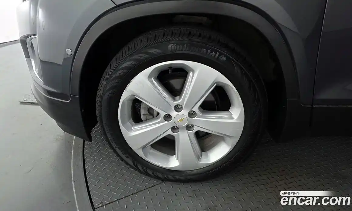 Chevrolet Trax 2016 1.6 Автомат в Москве № 99081, фото 18