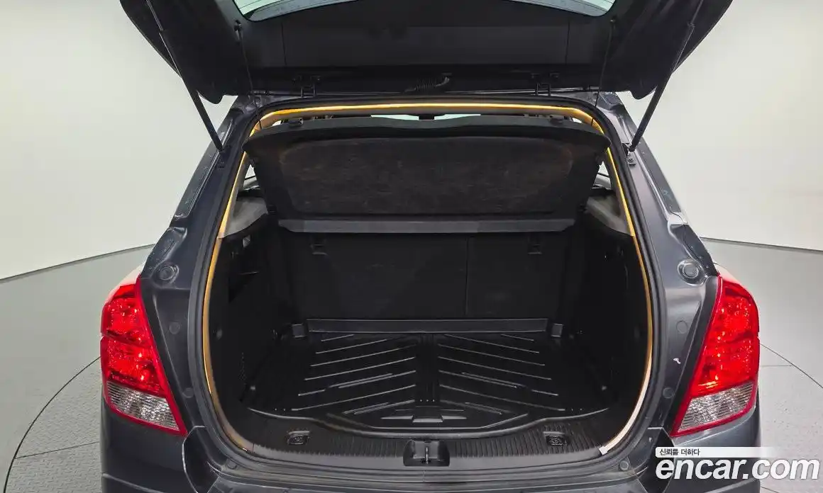 Chevrolet Trax 2016 1.6 Автомат в Москве № 99081, фото 10