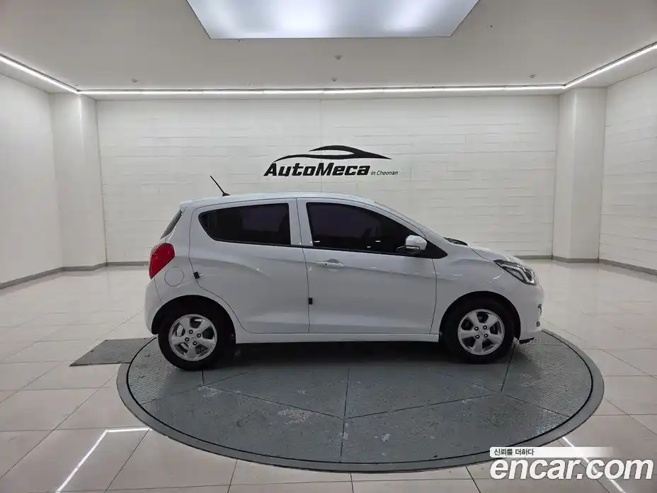 Chevrolet Spark 2019 1.0 Автомат в Москве № 105080, фото 20