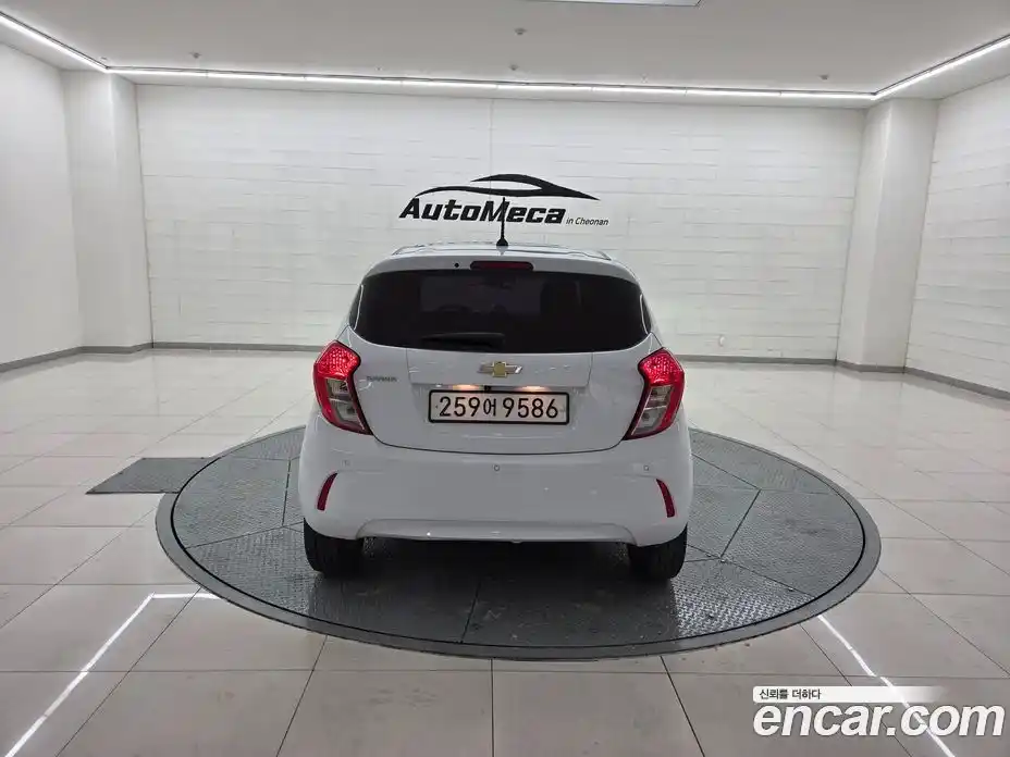 Chevrolet Spark 2019 1.0 Автомат в Москве № 105080, фото 4